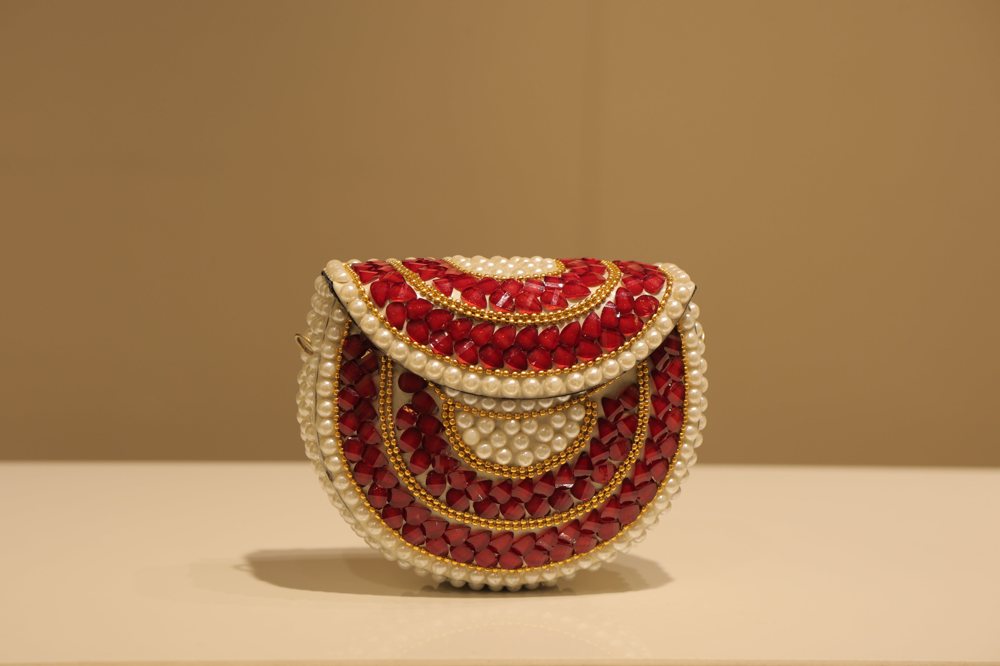Cocktail clutch